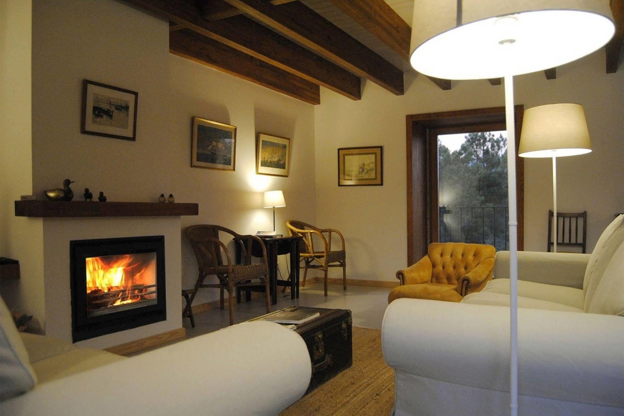 Quinta De Seves Guest House Covilha Luaran gambar