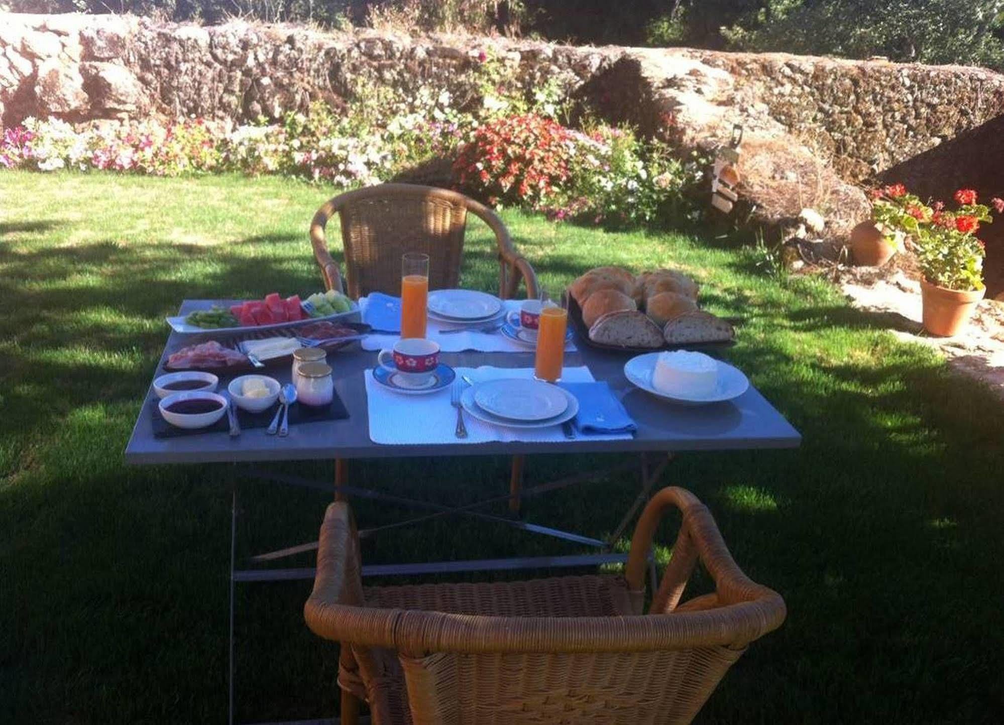 Quinta De Seves Guest House Covilha Luaran gambar
